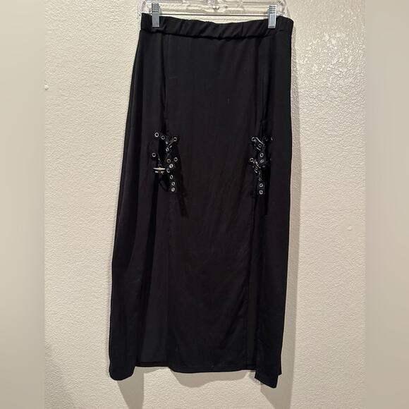 Romewe double slit double buckle black long skirt sz 0X - Picture 1 of 4